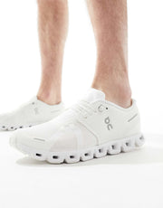 ON Running Cloud 5 Sneakers