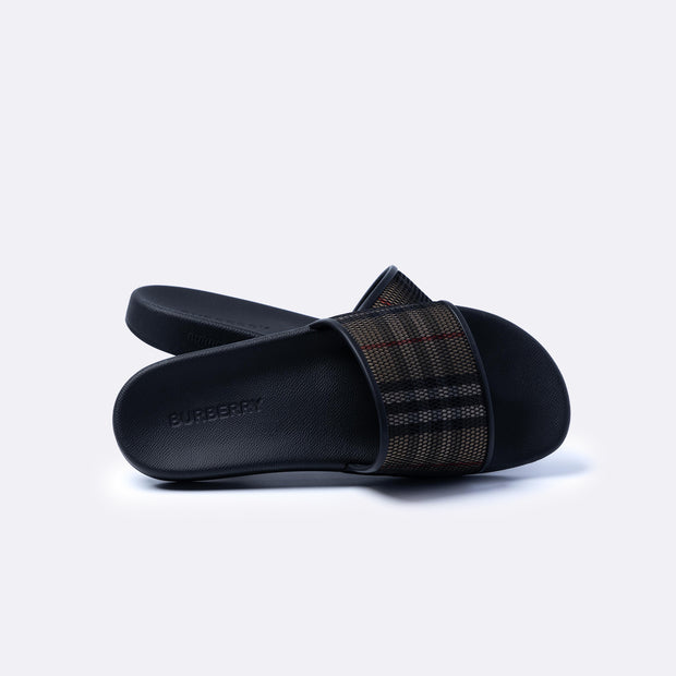 Burberry slippers