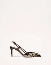 Valentino VLogo Pumps