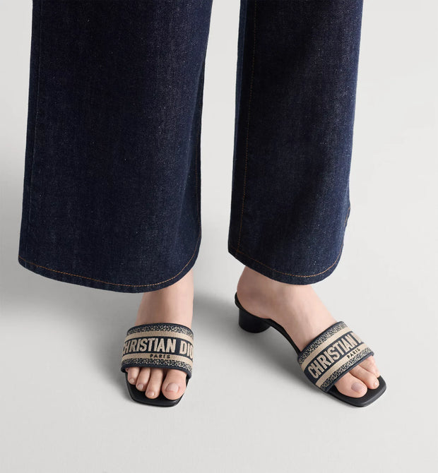 Dway Heeled Slide